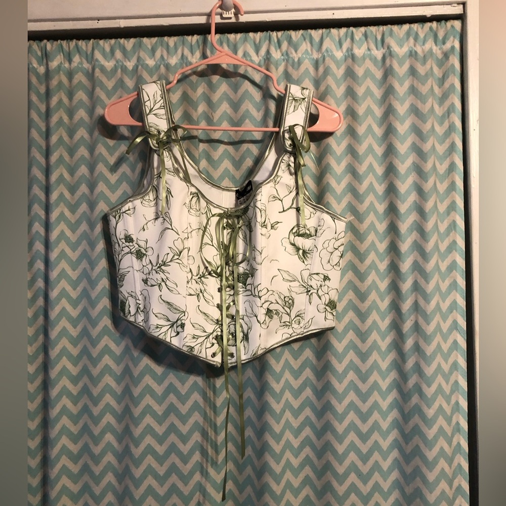 Scarlet Darkness spring floral print green white corset top RenFest cosplay